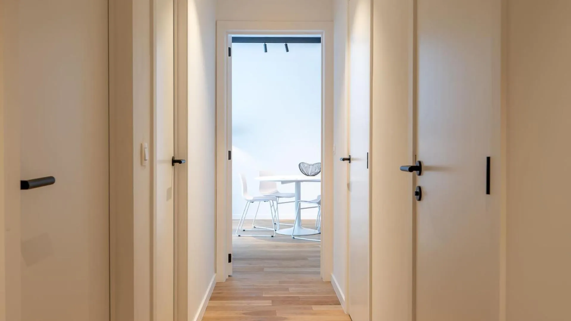 New Apartment Close To The Beach With Garage Oostende 0*,  Belgien